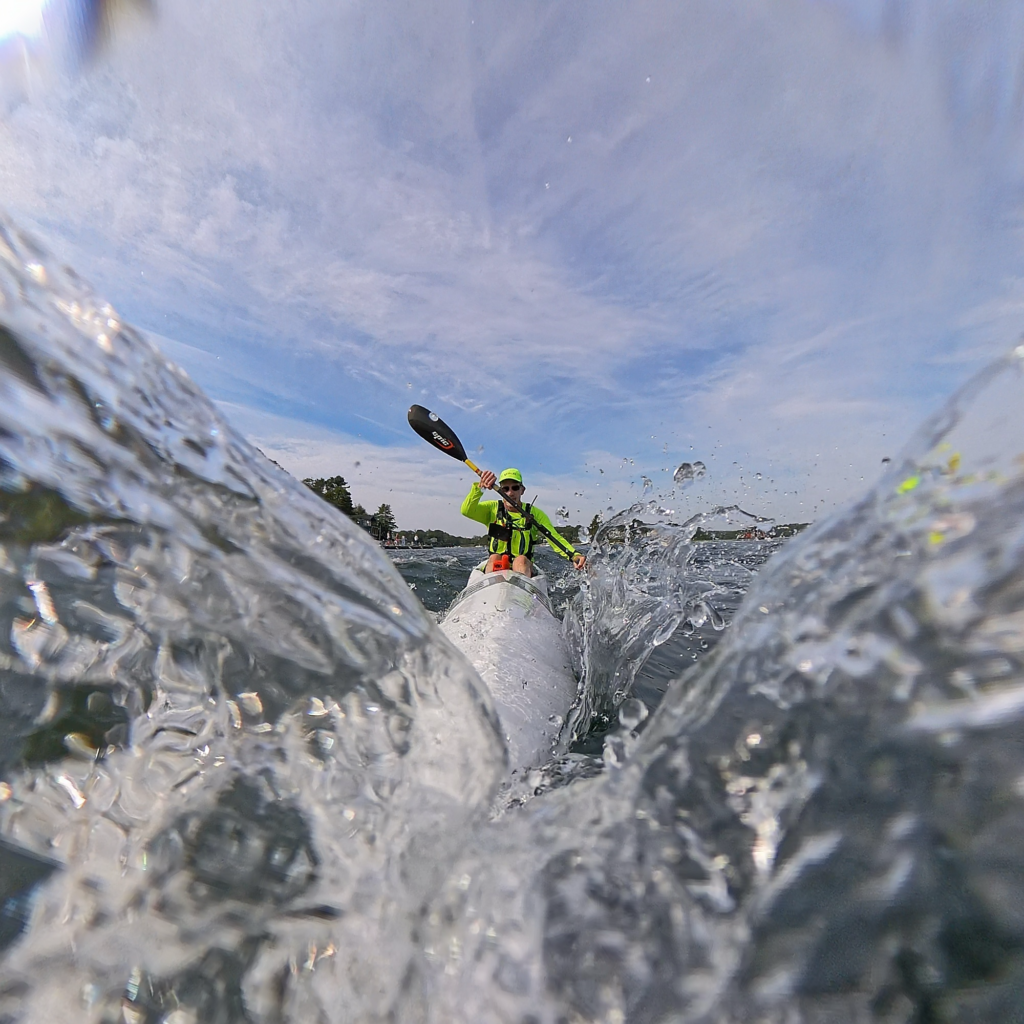 Surfski in waves photo credit: Eran Tromer